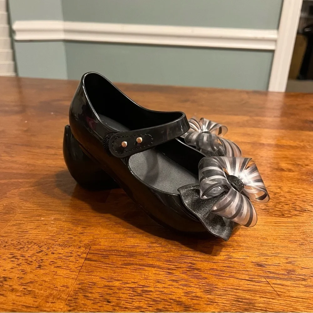 Black Bow Mini Melissa girls mary Jane shoes size 9